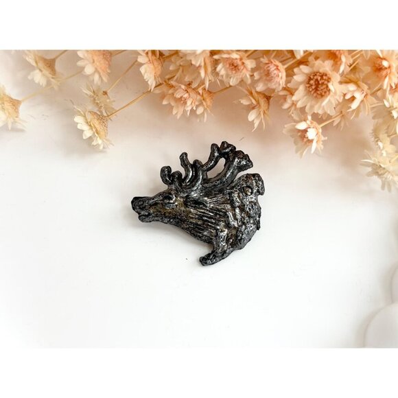 Stag Large Deer Figural Textured Silver Toned Vintage Lapel Pin | Brooch - Picture 3 of 10
